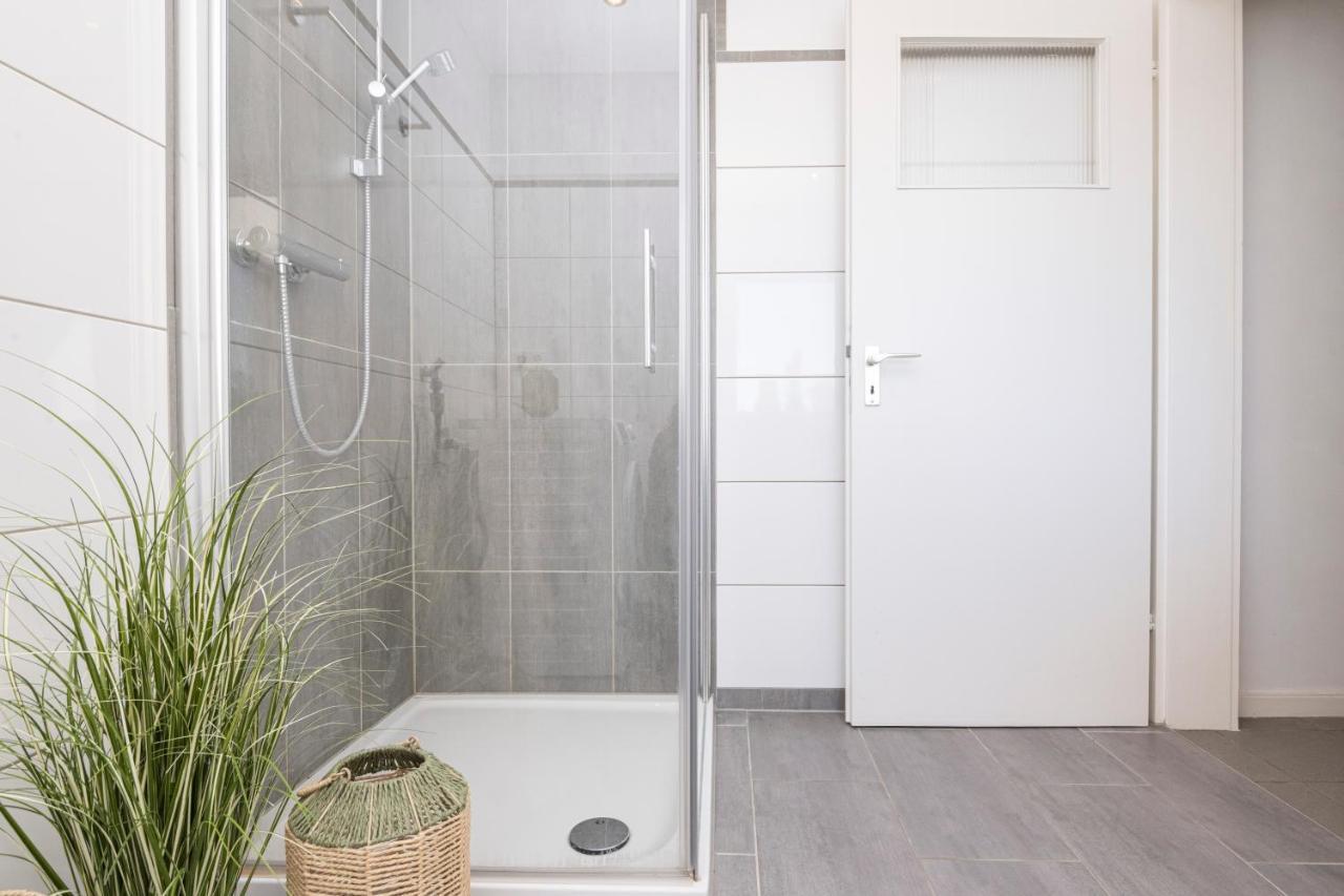 Center Dream Apartment - Netflix Krefeld Esterno foto